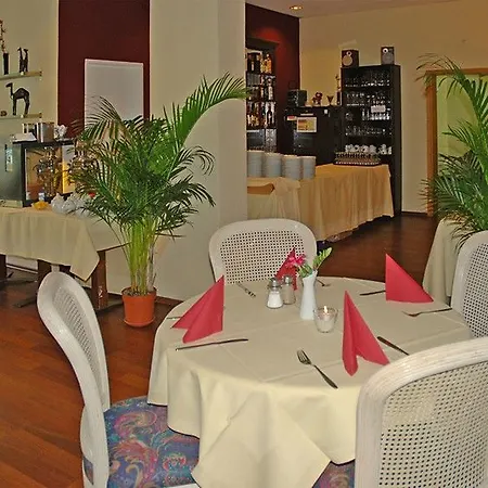 Alecsa Am Olympiastadion Seeburg (Brandenburg)