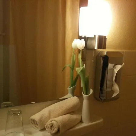 Hotel Alecsa Am Olympiastadion