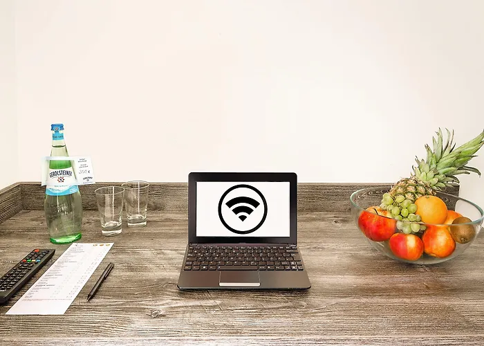 호텔 Alecsa Am Olympiastadion 3*