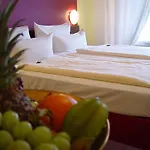 Alecsa Am Olympiastadion ホテル 3*