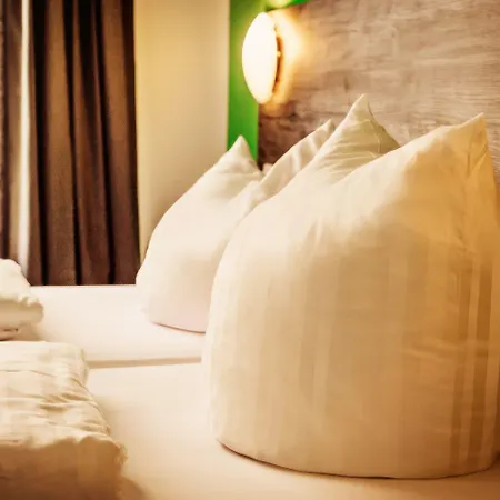 Alecsa Am Olympiastadion Seeburg