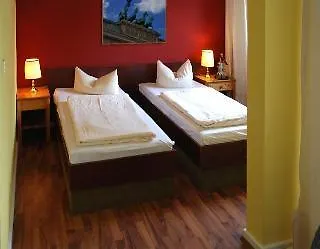 Alecsa Am Olympiastadion Hotell